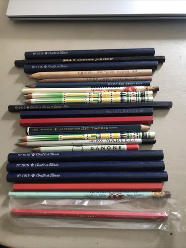 Lot anciens crayons - crayons, divers