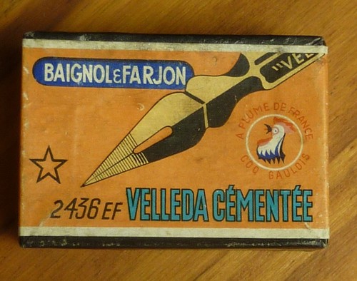 Boite 144 plumes baignol et - boite,